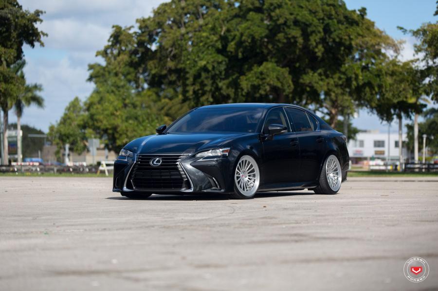  Lexus GS on Vossen Wheels (LC-106) 2016 года  (фото 39 из 61)